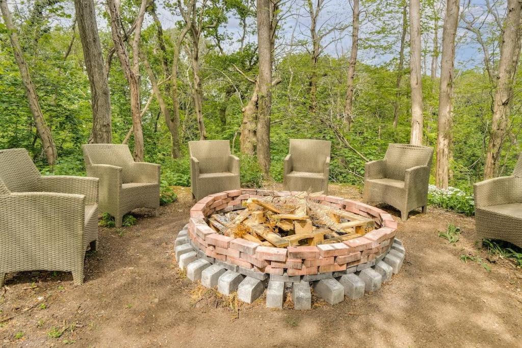 White Cottage Stunning Contemporary 2 Bedroom 2 Ensuite Annex With Hot Tub Plymouth Bagian luar foto