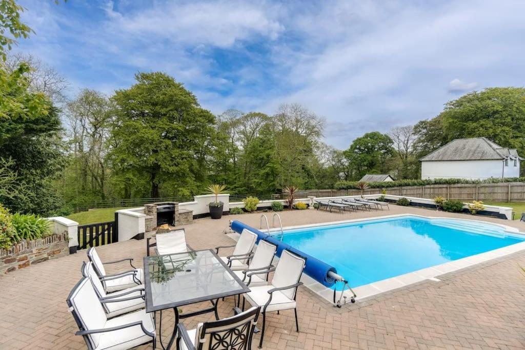 White Cottage Stunning Contemporary 2 Bedroom 2 Ensuite Annex With Hot Tub Plymouth Bagian luar foto