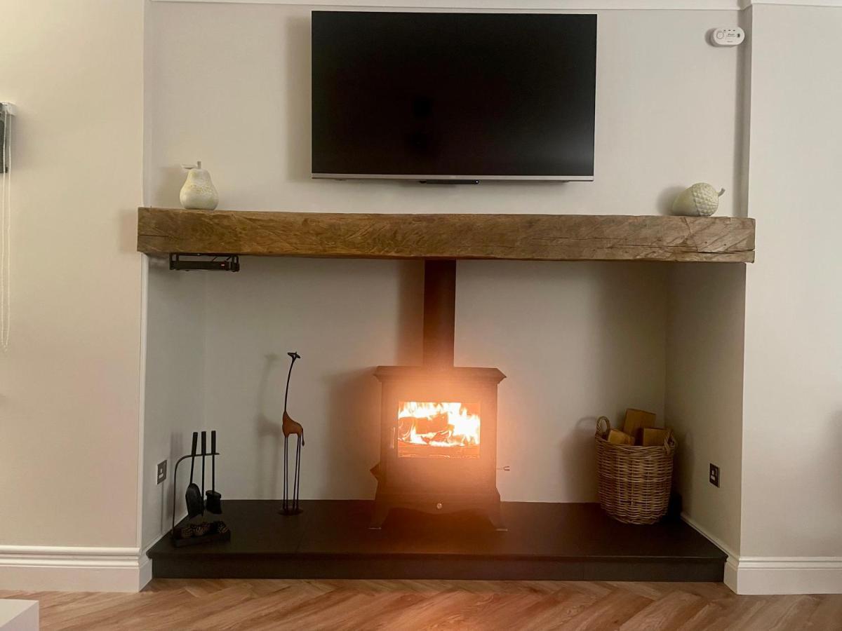 White Cottage Stunning Contemporary 2 Bedroom 2 Ensuite Annex With Hot Tub Plymouth Bagian luar foto